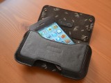 Custodia in Pelle nera Tokyo di Kenzo: la recensione