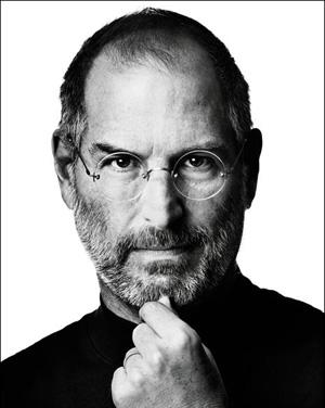  Steve Jobs, bacchettate per Adobe e urlo di guerra a Google