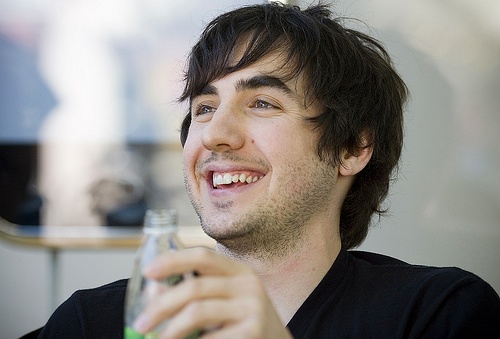 Kevin rose has iphone 4G