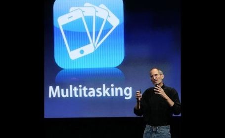 iOS 4, multitasking e batteria
