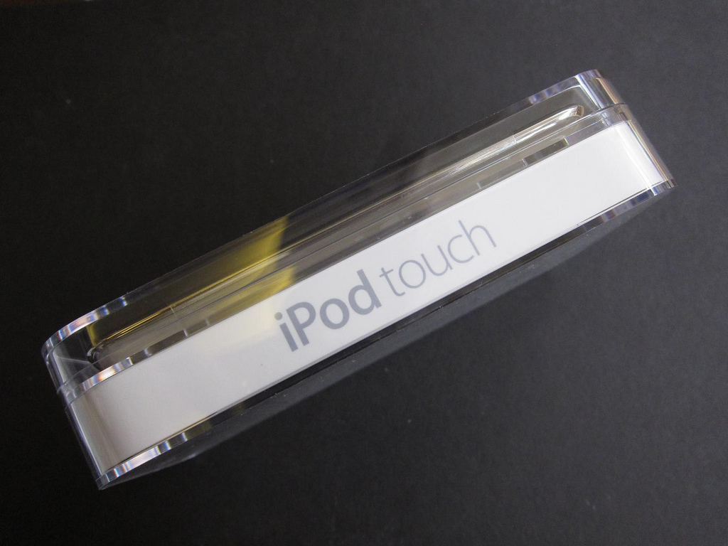 iPod Touch: foto dell'unboxing