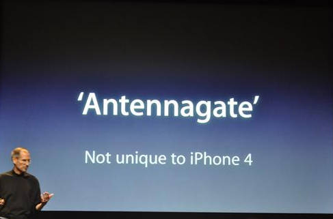 iPhone 4: l'Antennagate costa il 20% delle vendite ad Apple