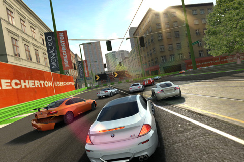 Real Racing 2 finalmente disponibile in App Store