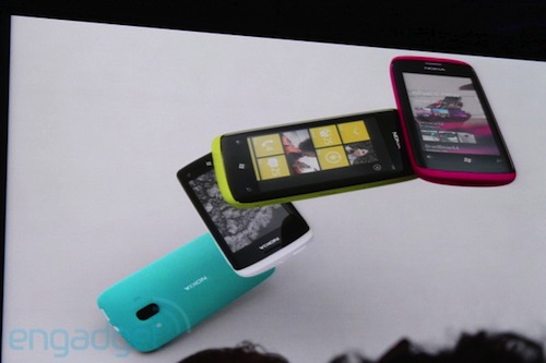 Nokia mostra il suo (probabile) primo Windows Phone 7