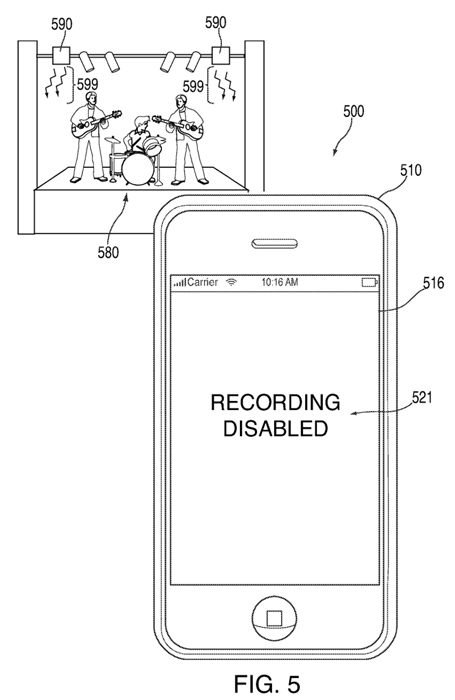 Apple-patent-20110128384-drawing-002