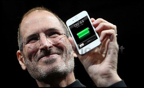 steve-jobs-iphone4-wireless-charging