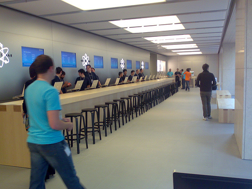 Apple-Genius-Bar1