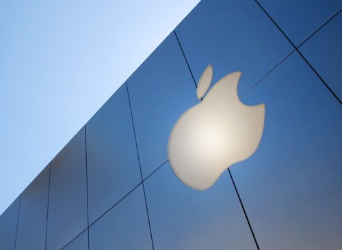 Le vendite dell'iPhone 5 e l'iPad Mini permettono ad Apple di ridurre il distacco da Samsung