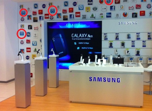 Samsung: icone Apple all'interno di un suo store