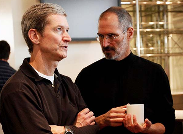 Steve Jobs ha lavorato ad iPhone 6: parola di Bloomberg 