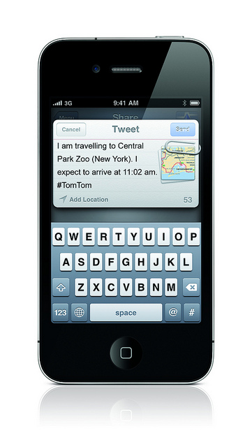 TomTom aggiunge i social network sui suoi software di navigazione