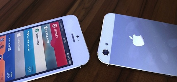 iPhone-5-render-side-by-side-640×300