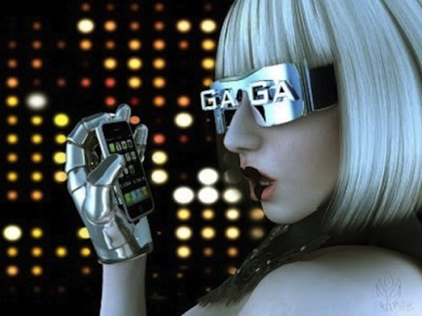 ladygagaiphone_01