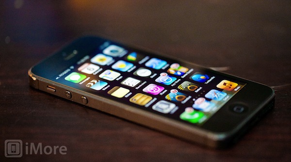 Apple diminuisce gli ordini di componenti per iPhone 5 