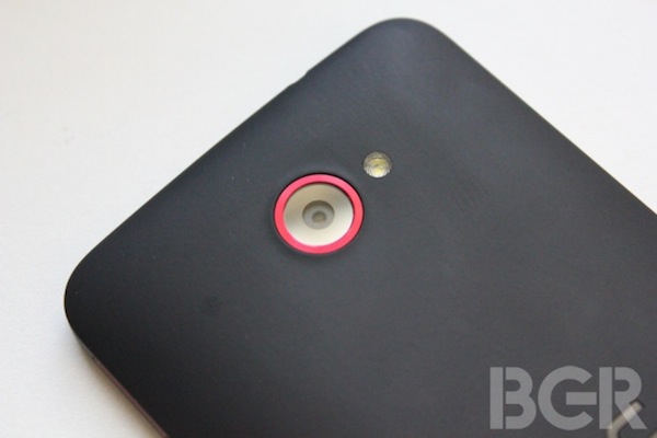 HTC M7: una fotocamera da 4,3 "ultrapixels" 