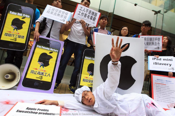 Cina: Apple di nuovo sotto accusa per lo sfruttamento dei lavoratori 