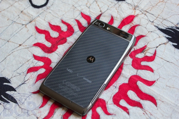 bgr-motorola-droid-razr-maxx-51