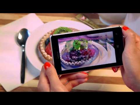 Lumia 925: Nokia lancia uno spot anti-iPhone