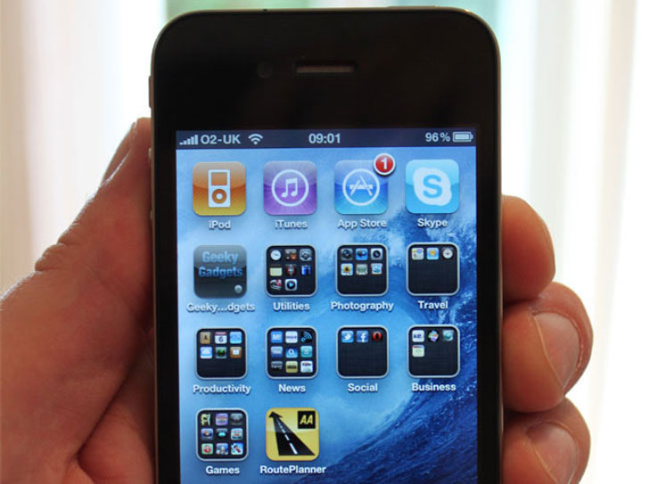 Signal, arriva l'app per criptare le chiamate sugli iPhone