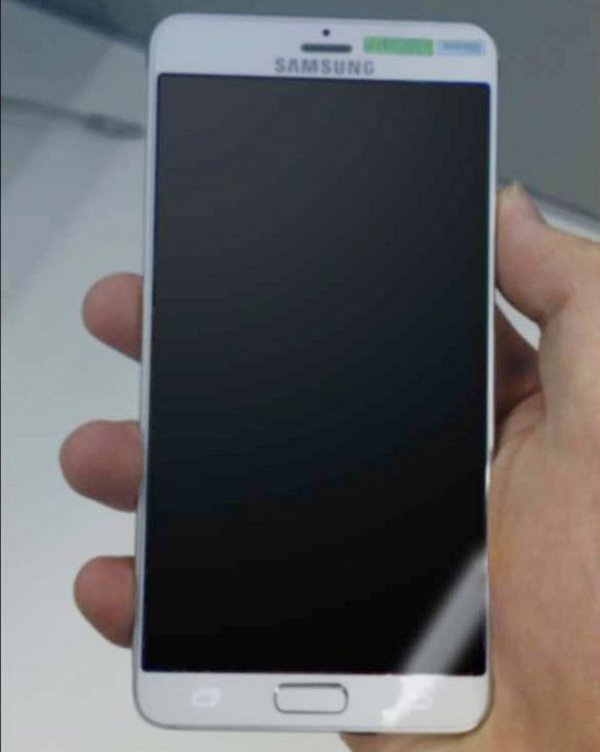 Samsung Galaxy S6 molto simile all'iPhone 6