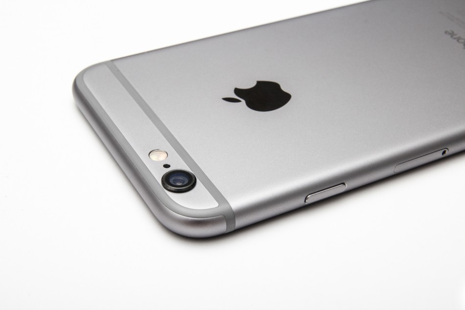 iPhone 6S con iOS 9 e prezzo alle stelle