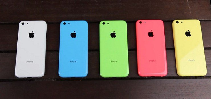 iPhone 5C, prezzo in calo per San Valentino