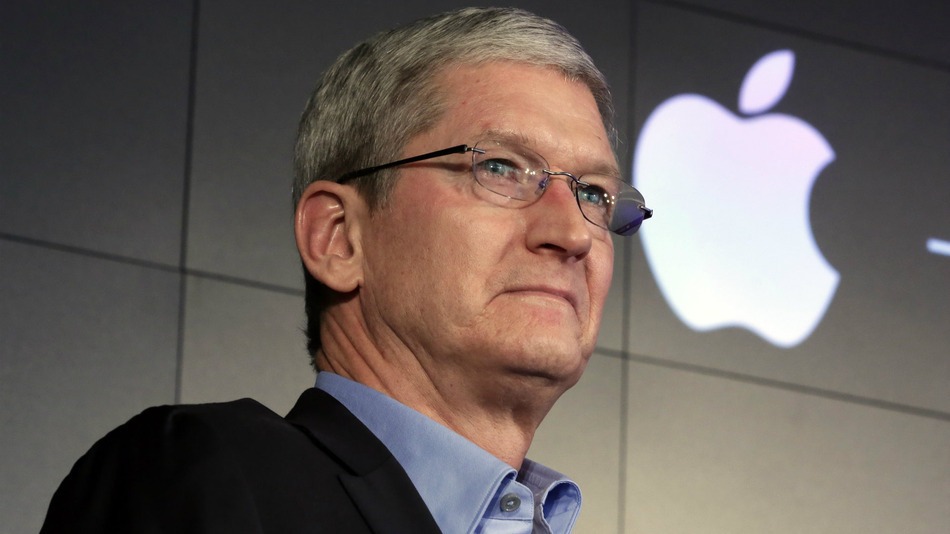 Effetto Trump su Apple: Tim Cool si rivolge ai dipendenti